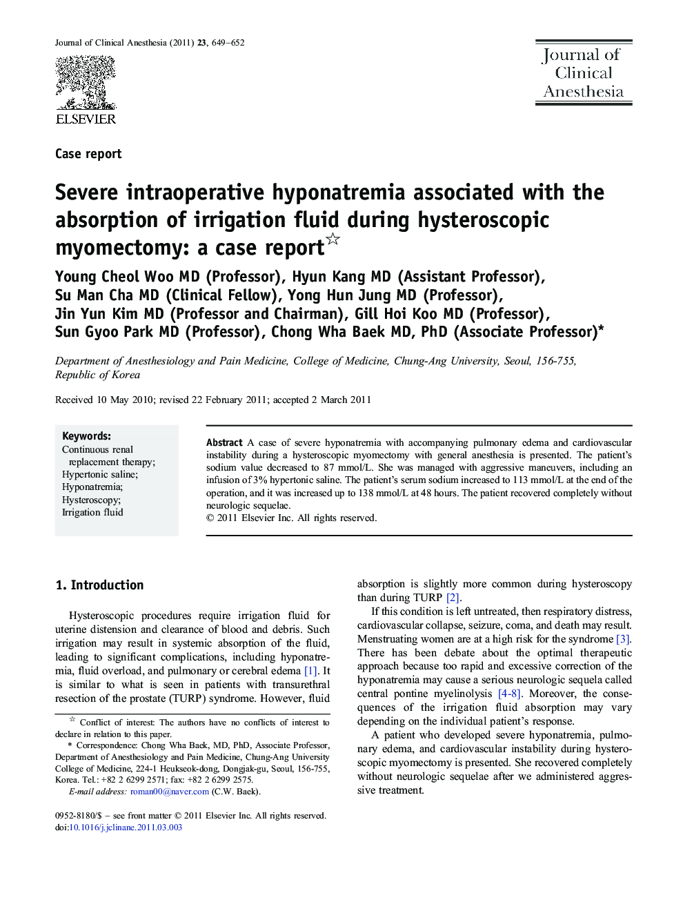 Severe intraoperative hyponatremia associated with the absorption of irrigation fluid during hysteroscopic myomectomy: a case report 
