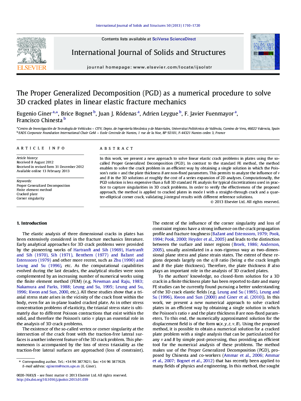 The Proper Generalized Decomposition (PGD) as a numerical procedure to solve 3D cracked plates in linear elastic fracture mechanics