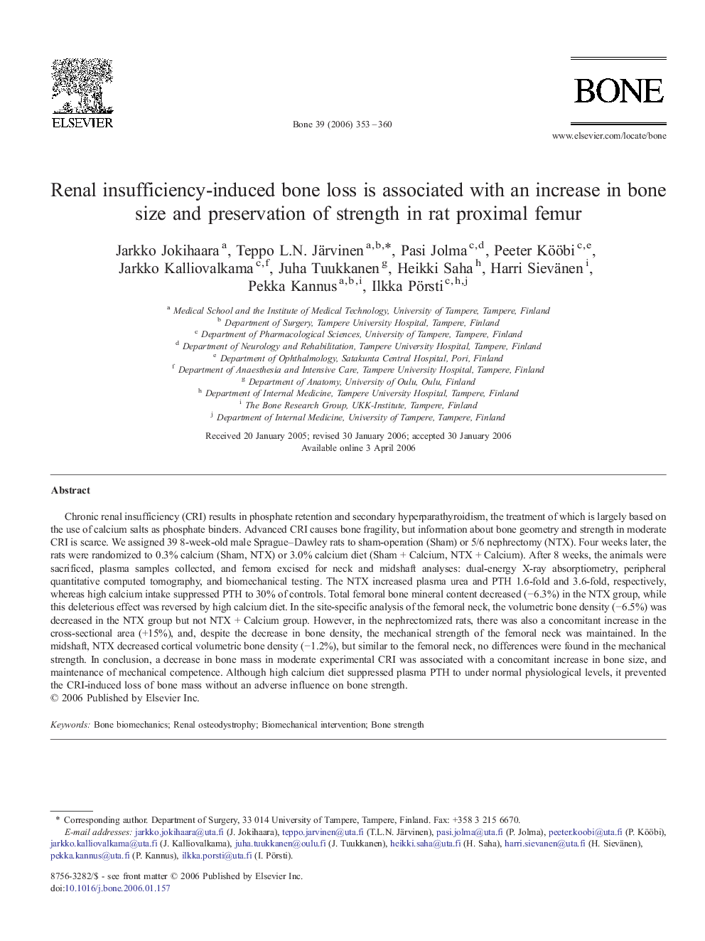 Renal insufficiency-induced bone loss is associated with an increase in bone size and preservation of strength in rat proximal femur