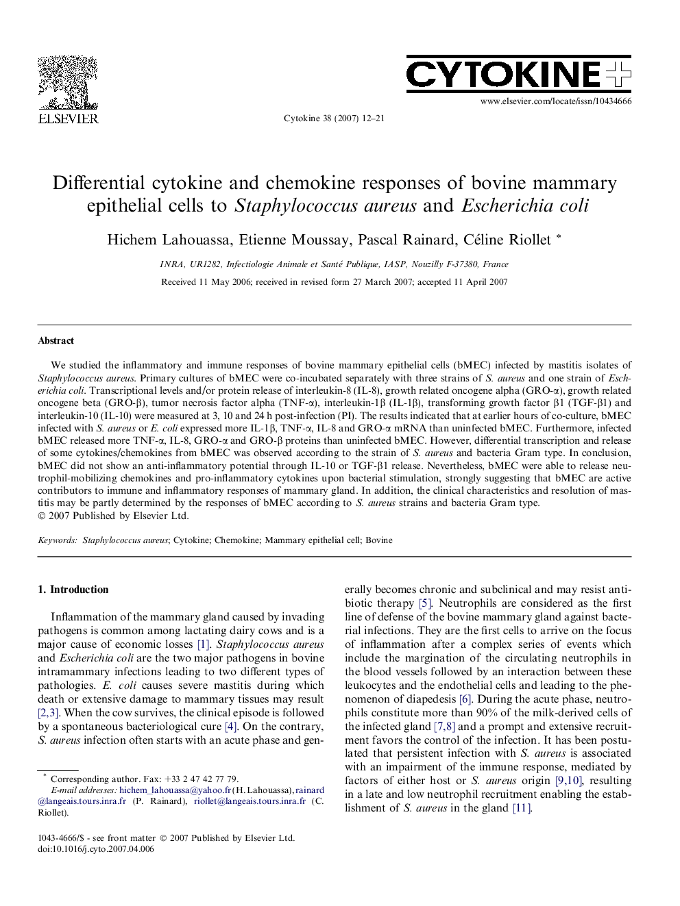 Differential cytokine and chemokine responses of bovine mammary epithelial cells to Staphylococcus aureus and Escherichia coli