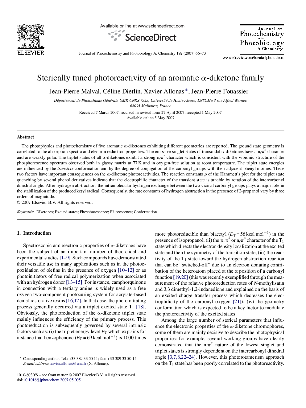 Sterically tuned photoreactivity of an aromatic α-diketone family