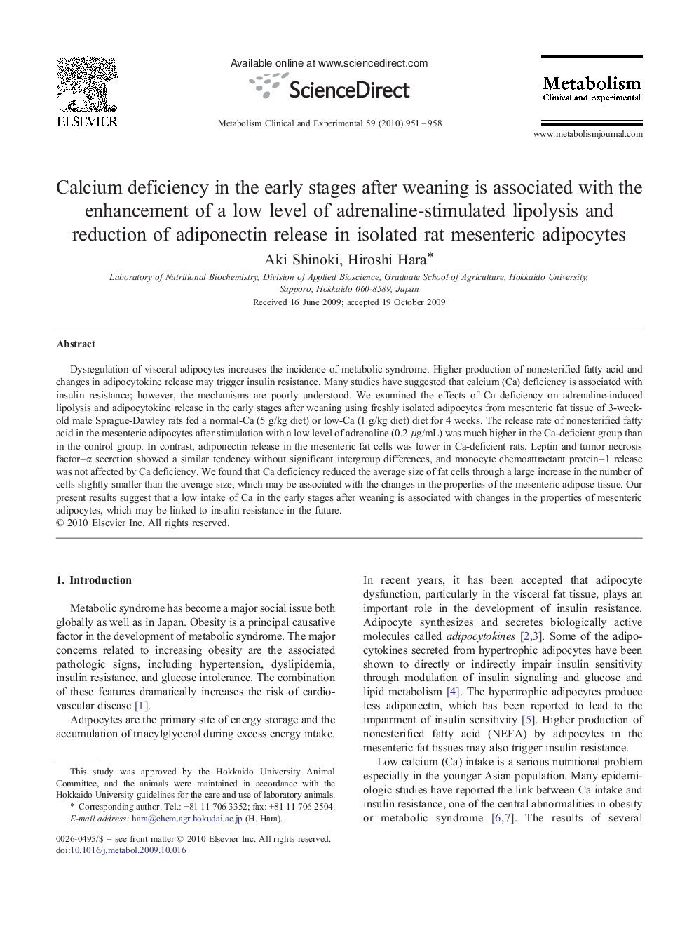 Calcium deficiency in the early stages after weaning is associated with the enhancement of a low level of adrenaline-stimulated lipolysis and reduction of adiponectin release in isolated rat mesenteric adipocytes 