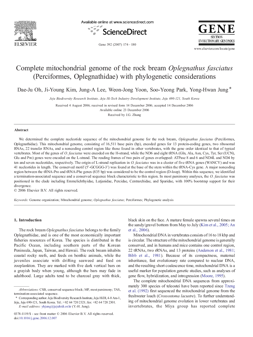 Complete mitochondrial genome of the rock bream Oplegnathus fasciatus (Perciformes, Oplegnathidae) with phylogenetic considerations