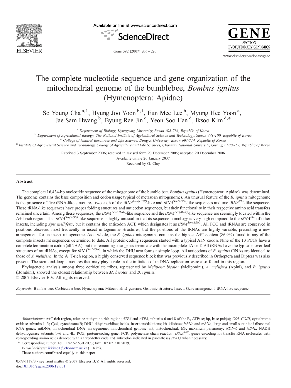 The complete nucleotide sequence and gene organization of the mitochondrial genome of the bumblebee, Bombus ignitus (Hymenoptera: Apidae)