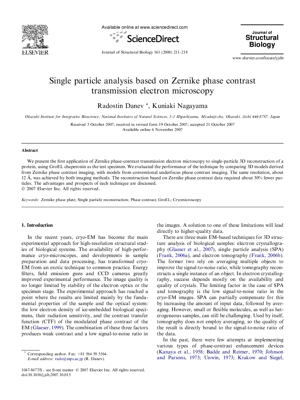 Single particle analysis based on Zernike phase contrast transmission electron microscopy