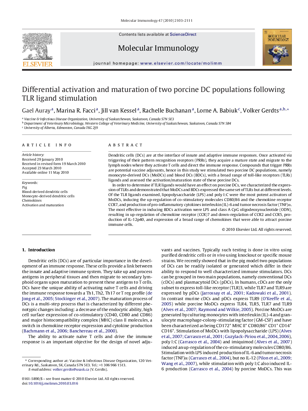 Differential activation and maturation of two porcine DC populations following TLR ligand stimulation