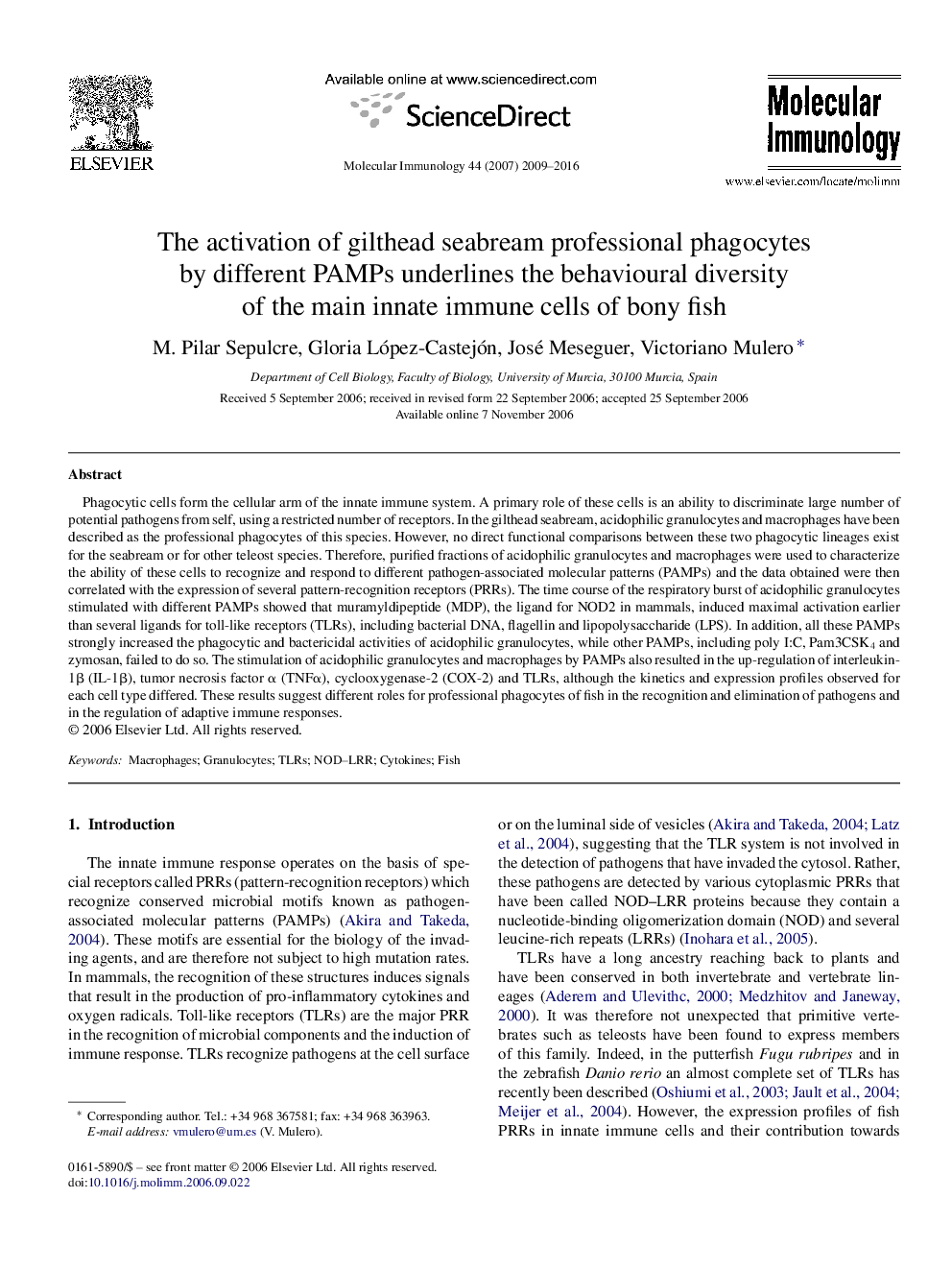 The activation of gilthead seabream professional phagocytes by different PAMPs underlines the behavioural diversity of the main innate immune cells of bony fish