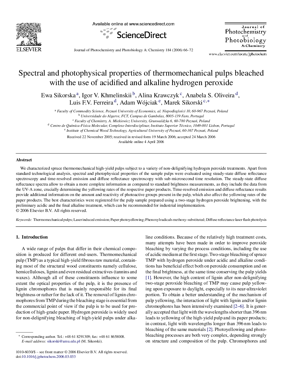 Spectral and photophysical properties of thermomechanical pulps bleached with the use of acidified and alkaline hydrogen peroxide