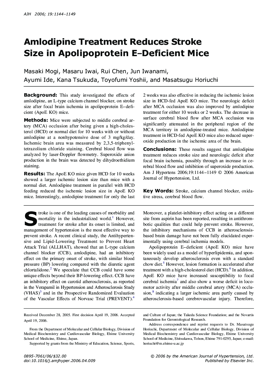 Amlodipine Treatment Reduces Stroke Size in Apolipoprotein E-Deficient Mice