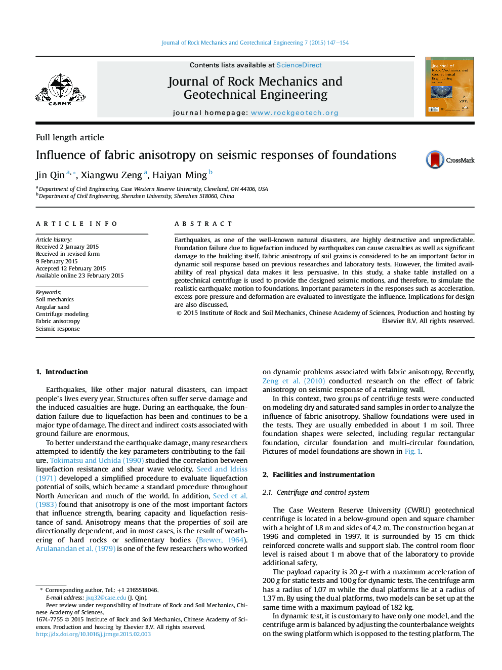 Influence of fabric anisotropy on seismic responses of foundations 