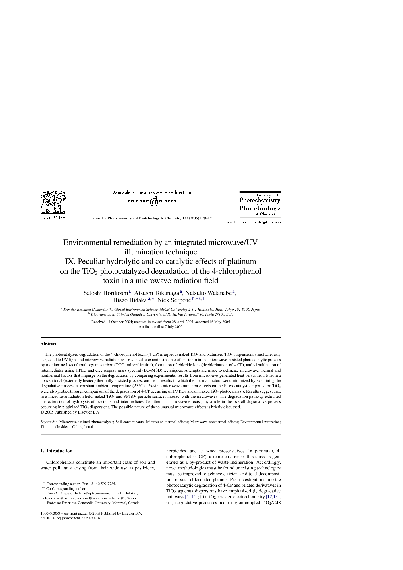 Environmental remediation by an integrated microwave/UV illumination technique: IX. Peculiar hydrolytic and co-catalytic effects of platinum on the TiO2 photocatalyzed degradation of the 4-chlorophenol toxin in a microwave radiation field