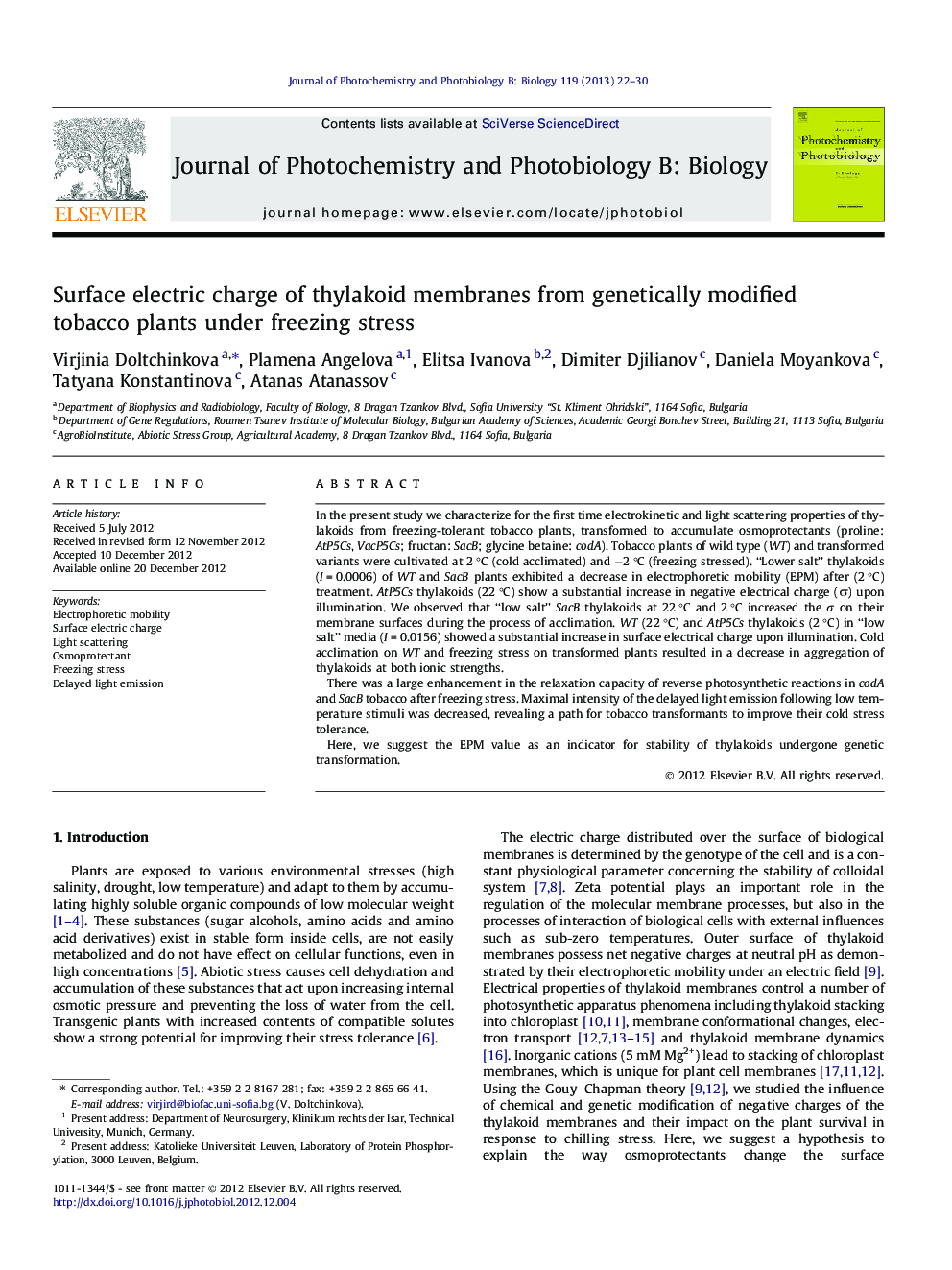 Surface electric charge of thylakoid membranes from genetically modified tobacco plants under freezing stress