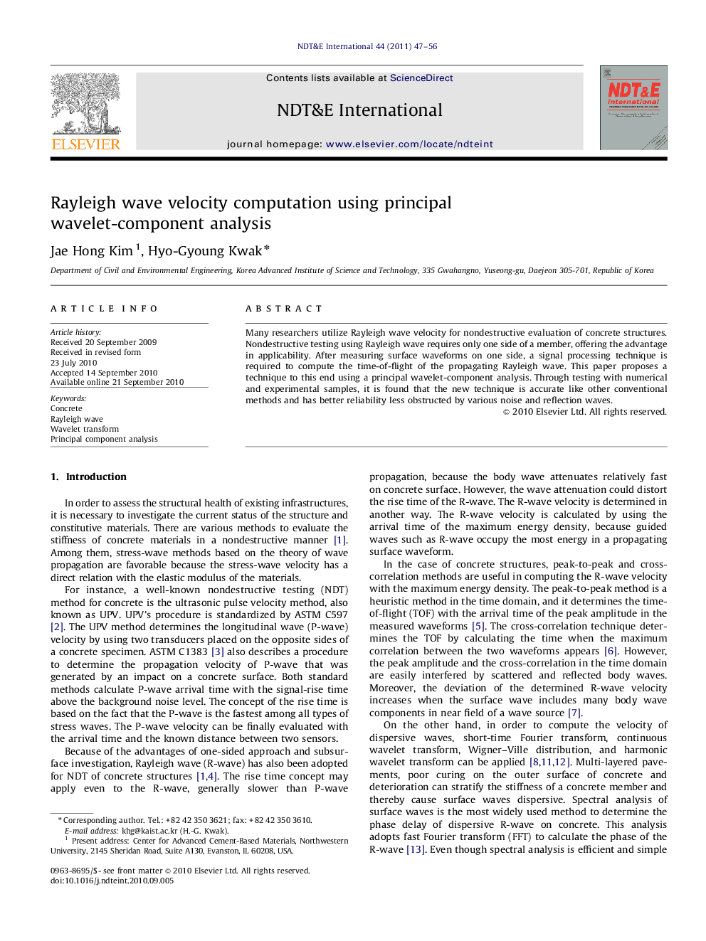 Rayleigh wave velocity computation using principal wavelet-component analysis