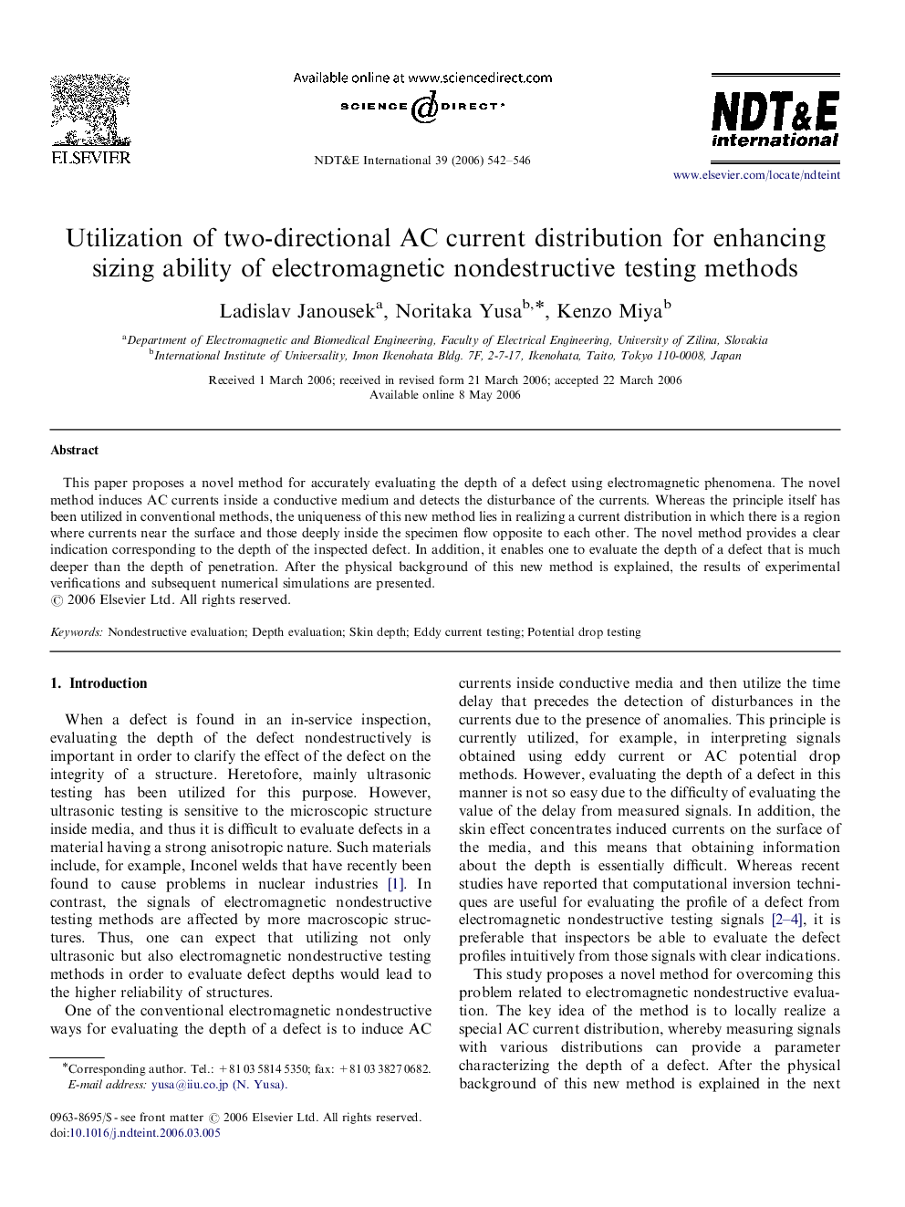 Utilization of two-directional AC current distribution for enhancing sizing ability of electromagnetic nondestructive testing methods