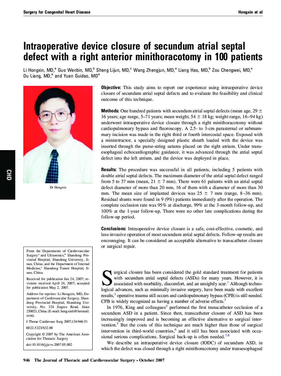 Intraoperative device closure of secundum atrial septal defect with a right anterior minithoracotomy in 100 patients