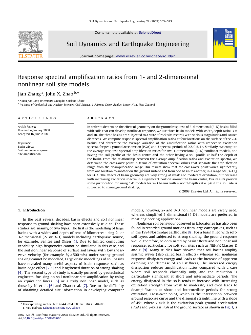 Response spectral amplification ratios from 1- and 2-dimensional nonlinear soil site models