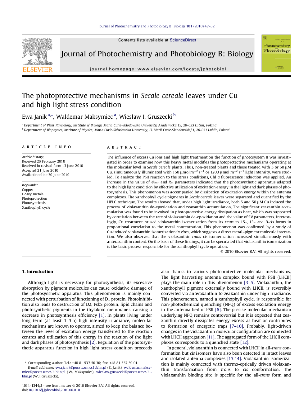 The photoprotective mechanisms in Secale cereale leaves under Cu and high light stress condition