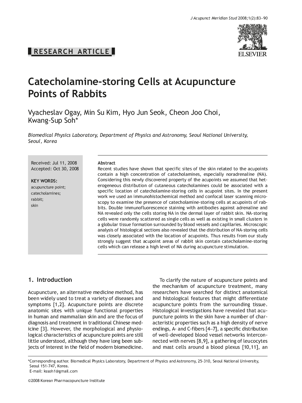 Catecholamine-storing Cells at Acupuncture Points of Rabbits