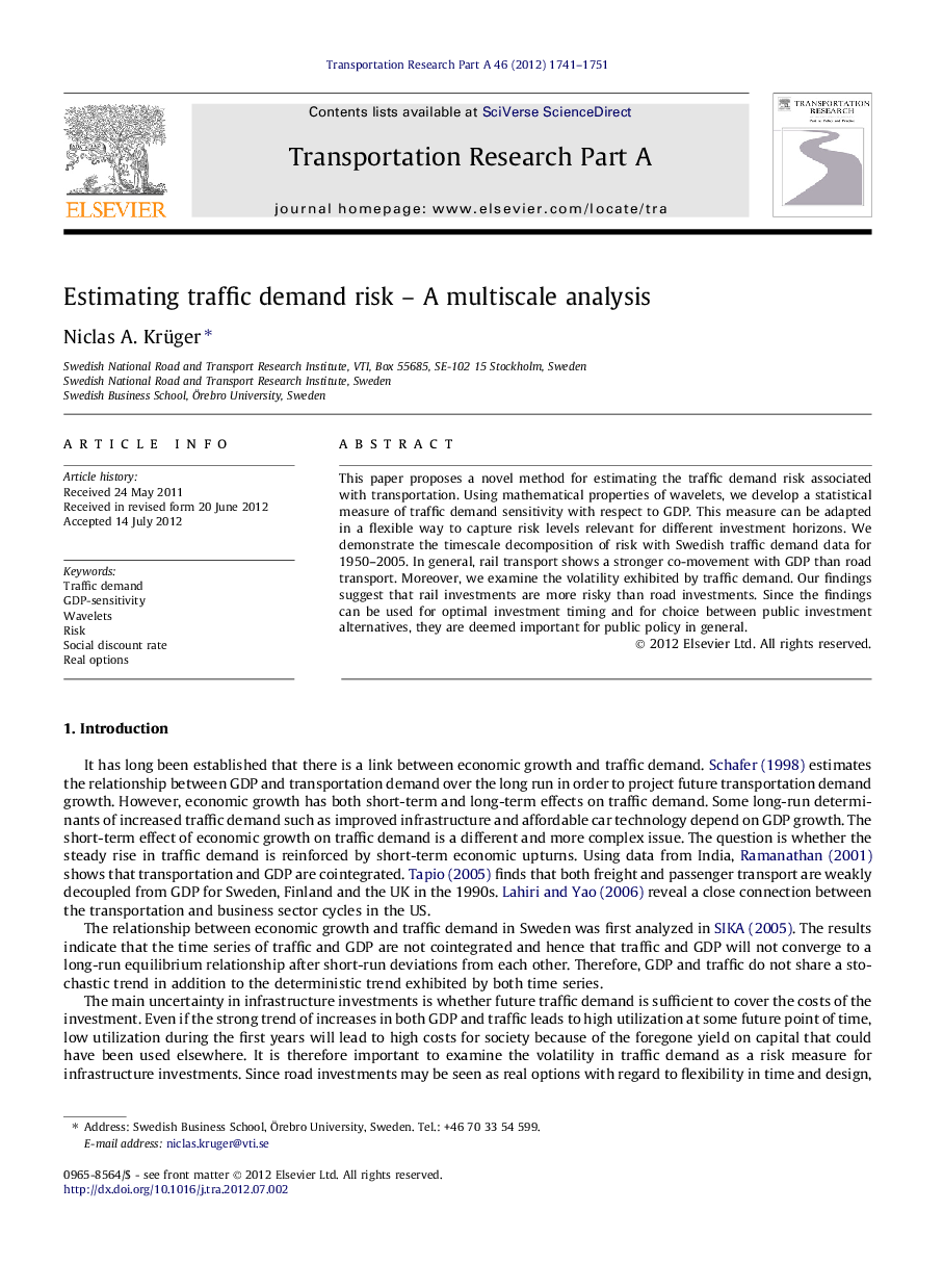 Estimating traffic demand risk – A multiscale analysis