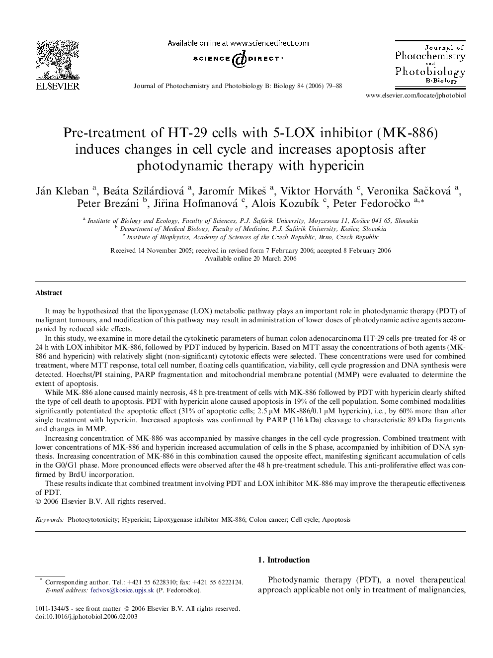 Pre-treatment of HT-29 cells with 5-LOX inhibitor (MK-886) induces changes in cell cycle and increases apoptosis after photodynamic therapy with hypericin