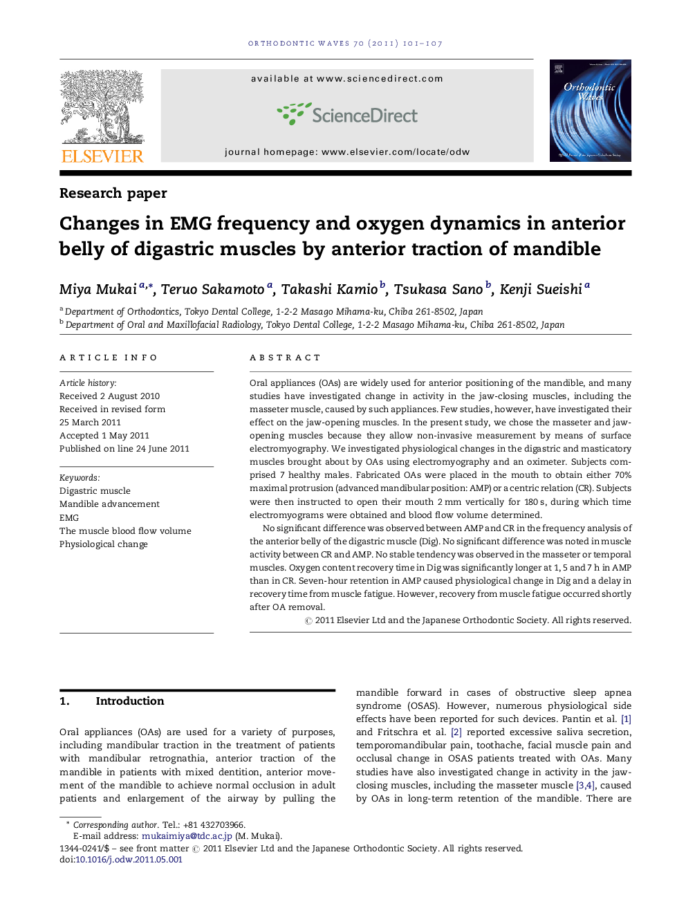 Changes in EMG frequency and oxygen dynamics in anterior belly of digastric muscles by anterior traction of mandible