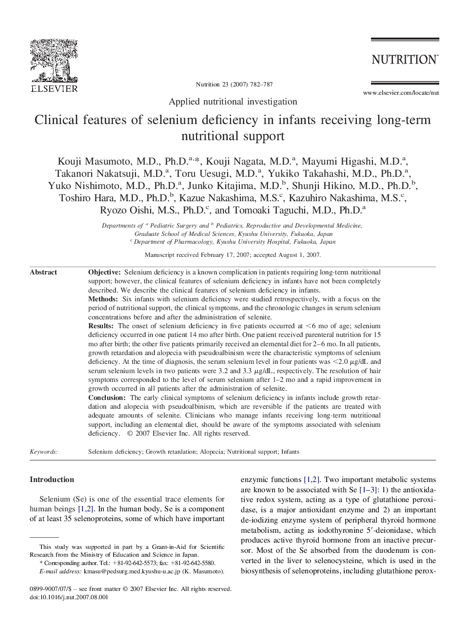 Clinical features of selenium deficiency in infants receiving long-term nutritional support 