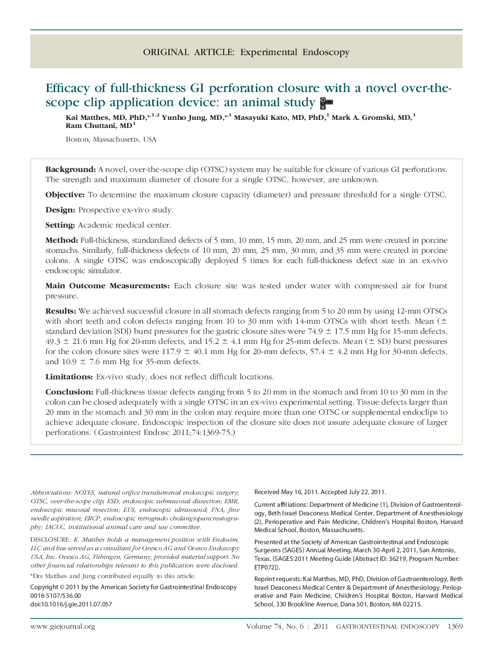 Efficacy of full-thickness GI perforation closure with a novel over-the-scope clip application device: an animal study 