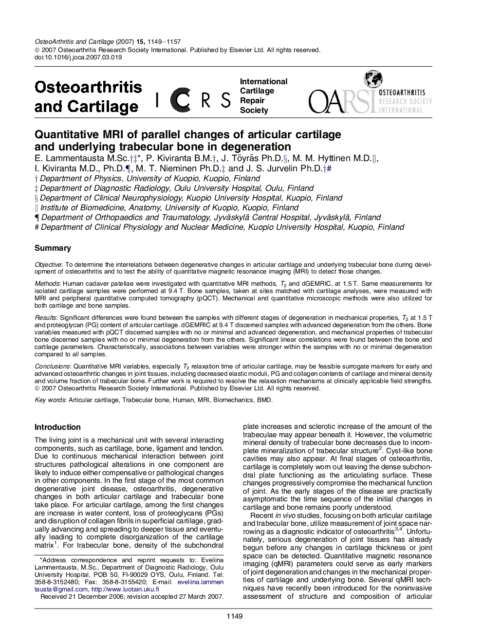 Quantitative MRI of parallel changes of articular cartilage and underlying trabecular bone in degeneration