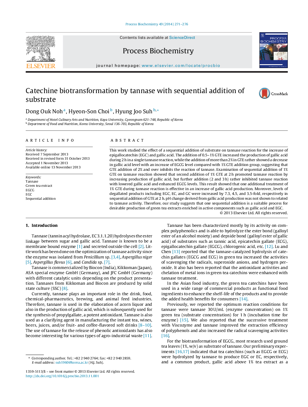 Catechine biotransformation by tannase with sequential addition of substrate