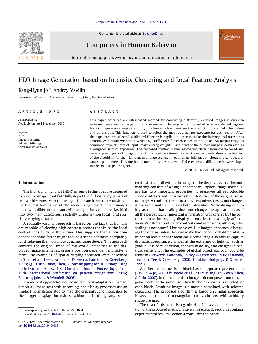 HDR Image Generation based on Intensity Clustering and Local Feature Analysis