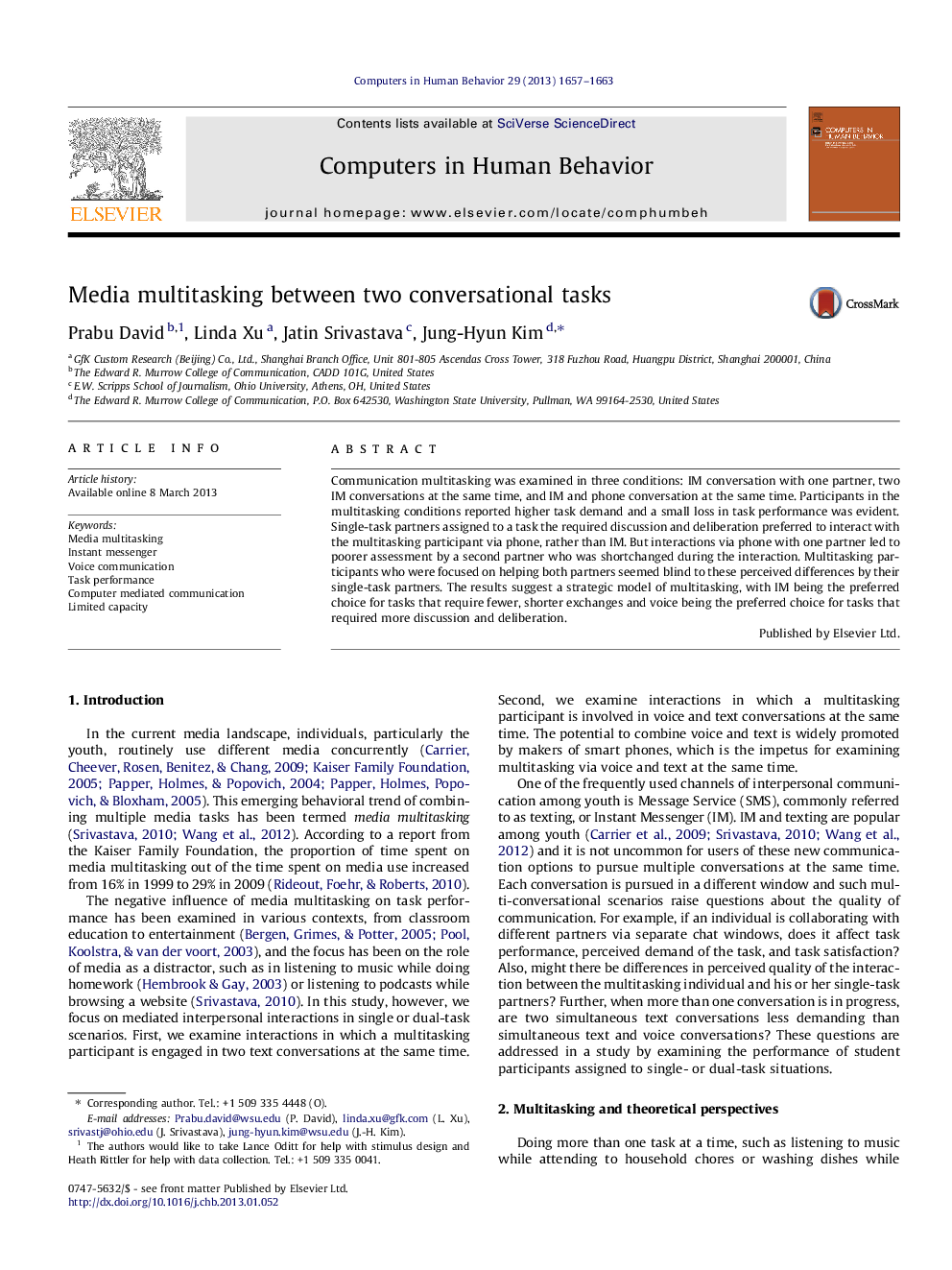 Media multitasking between two conversational tasks