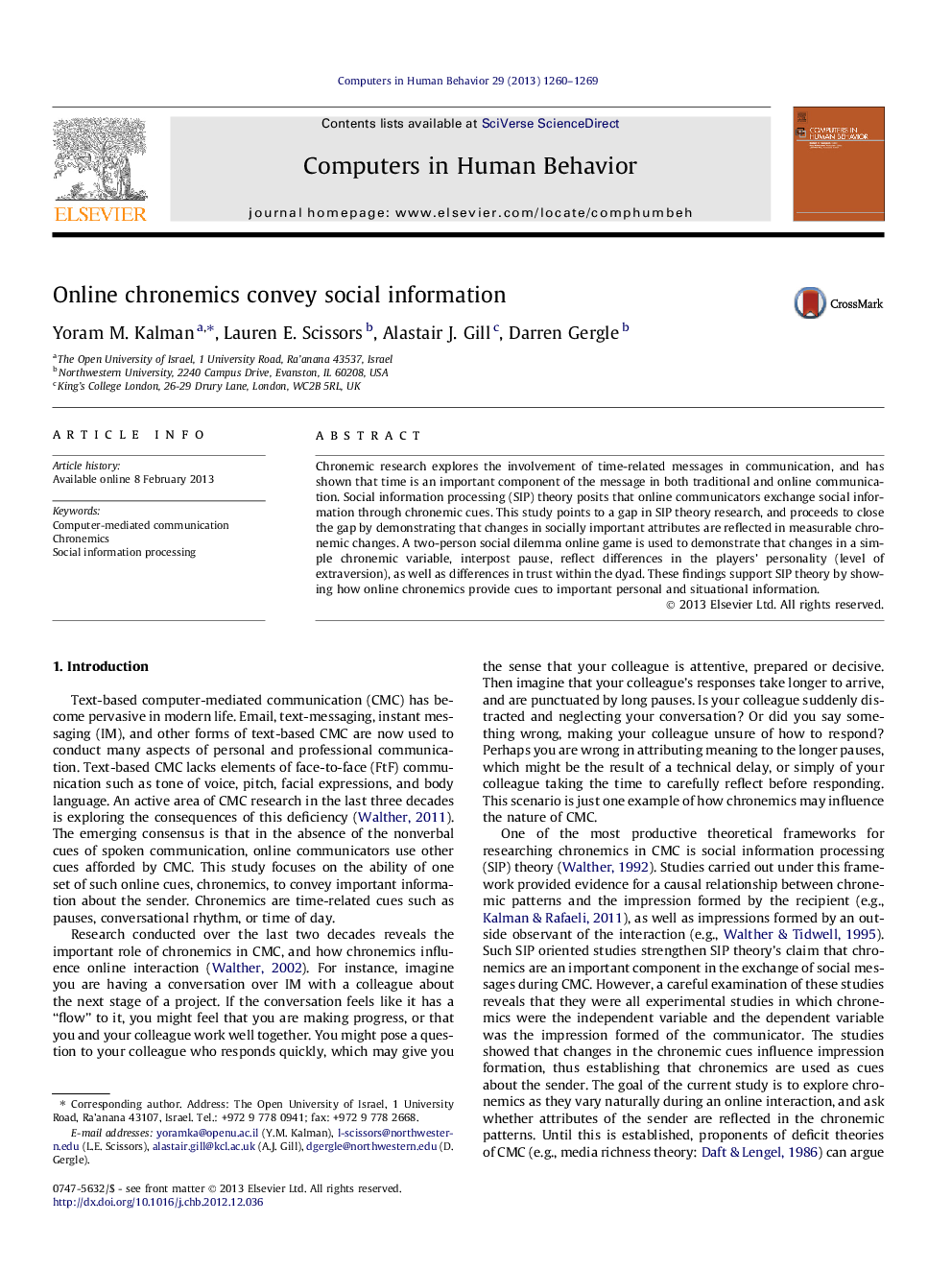 Online chronemics convey social information