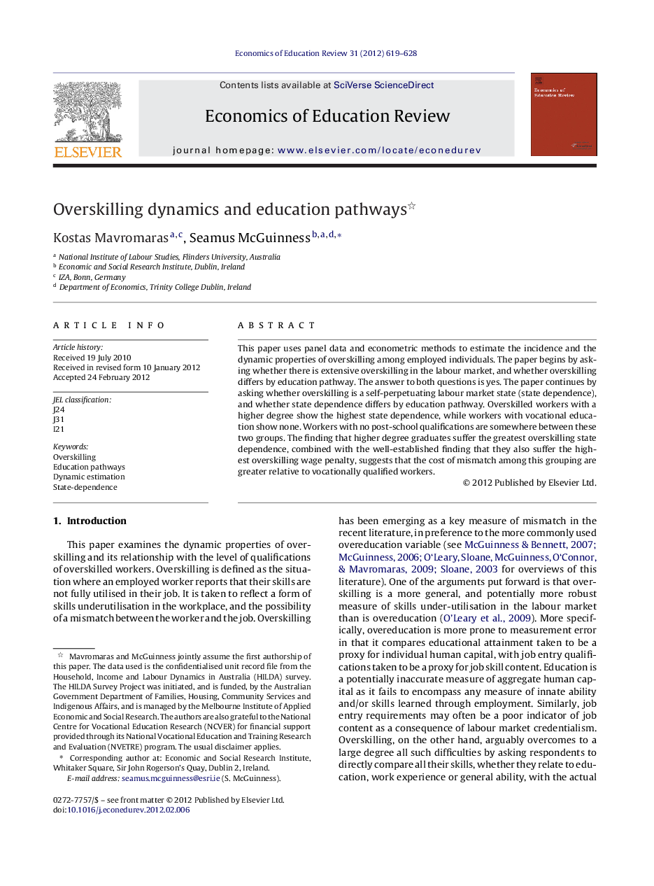 Overskilling dynamics and education pathways 