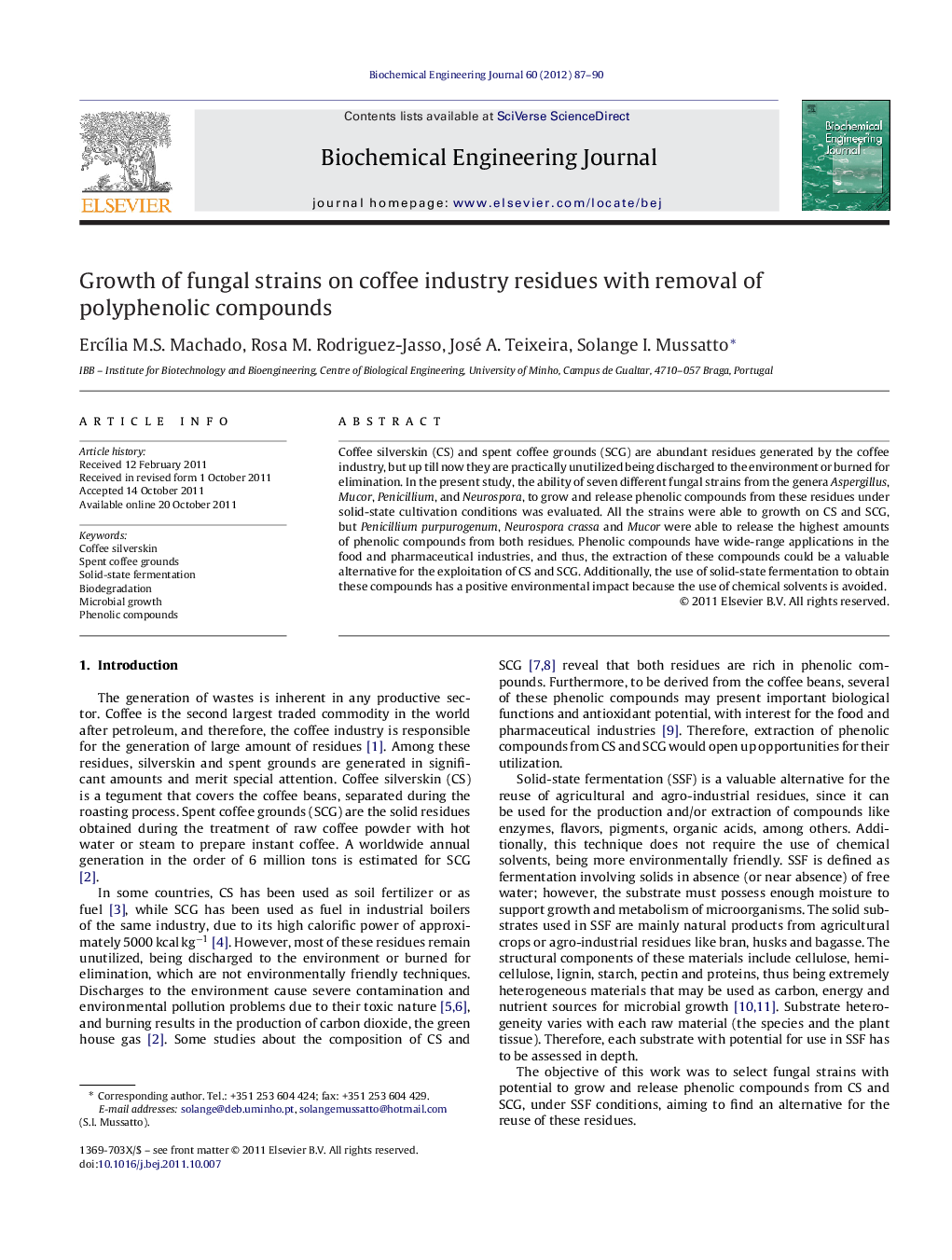 Growth of fungal strains on coffee industry residues with removal of polyphenolic compounds