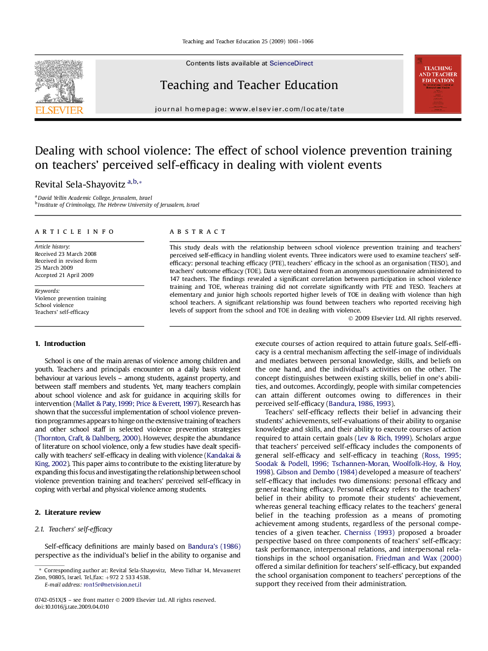 Dealing with school violence: The effect of school violence prevention training on teachers' perceived self-efficacy in dealing with violent events