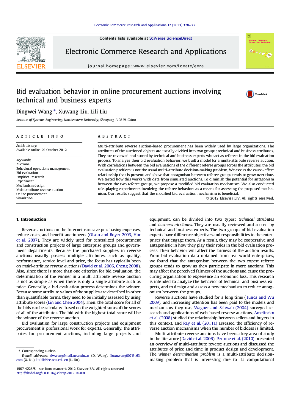 Bid evaluation behavior in online procurement auctions involving technical and business experts