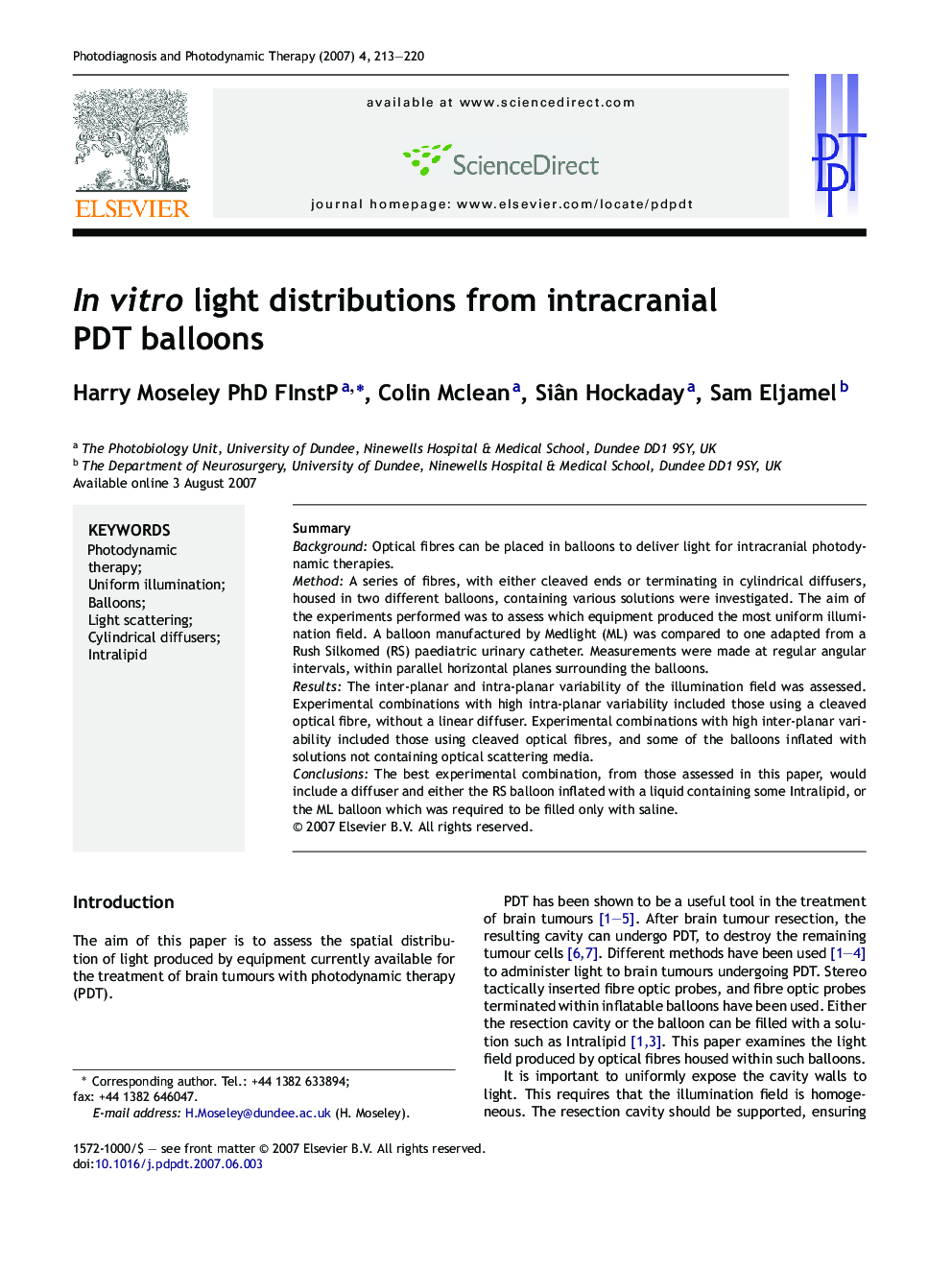 In vitro light distributions from intracranial PDT balloons