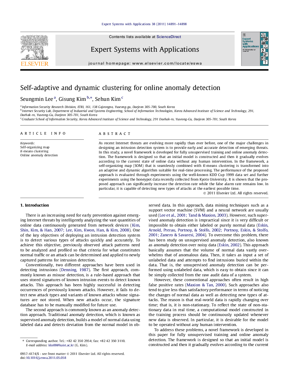 Self-adaptive and dynamic clustering for online anomaly detection