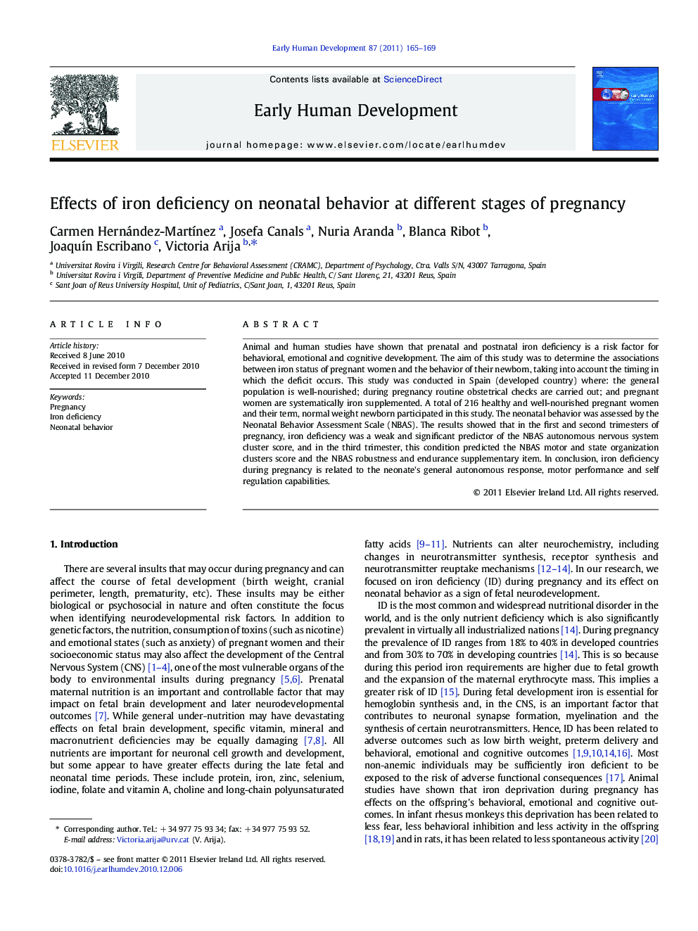 Effects of iron deficiency on neonatal behavior at different stages of pregnancy