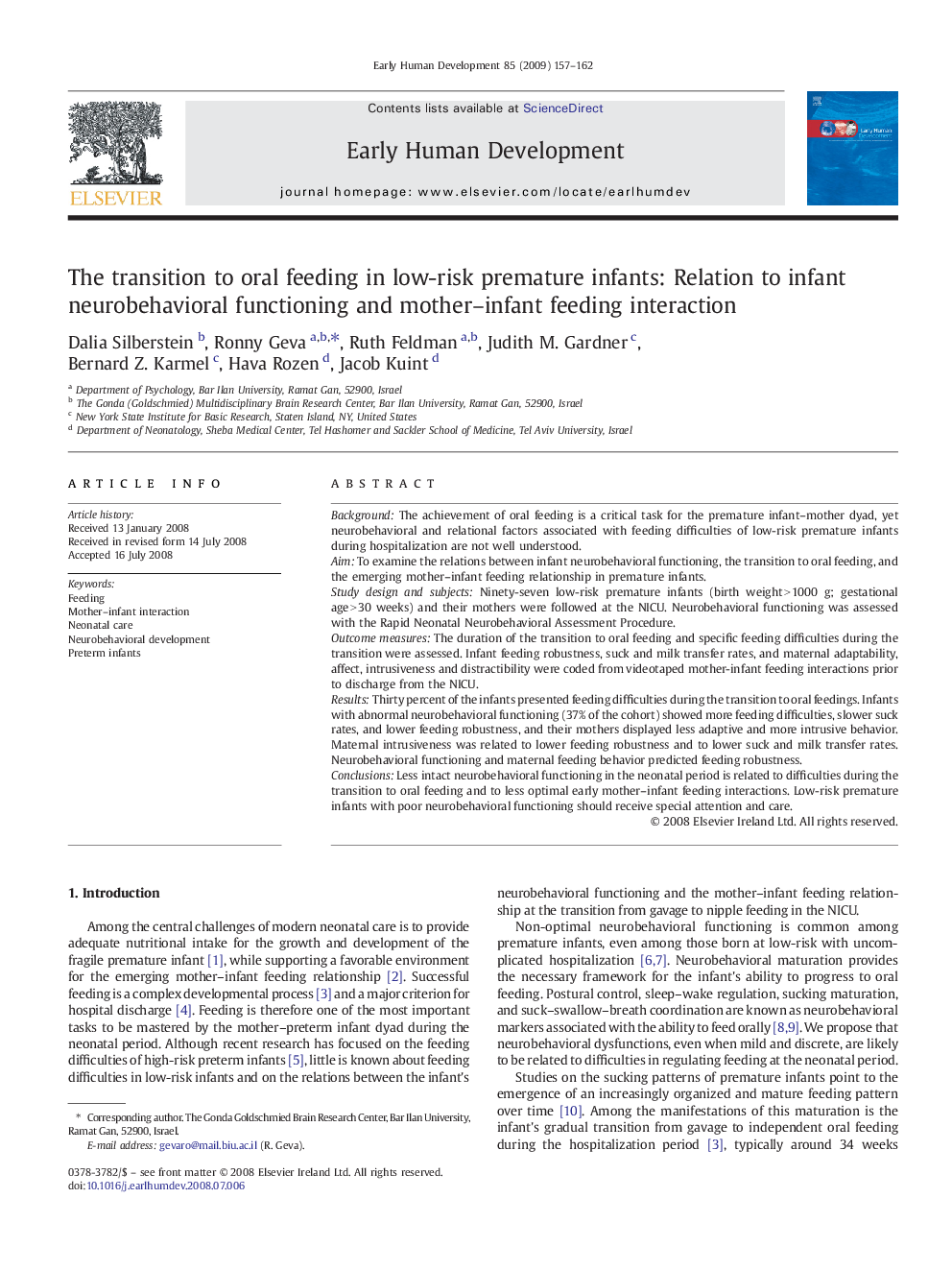 The transition to oral feeding in low-risk premature infants: Relation to infant neurobehavioral functioning and mother–infant feeding interaction