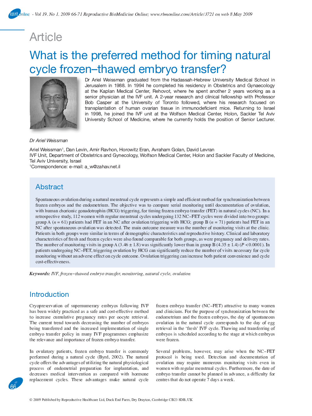 What is the preferred method for timing natural cycle frozen–thawed embryo transfer? 