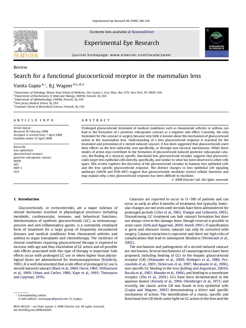 Search for a functional glucocorticoid receptor in the mammalian lens