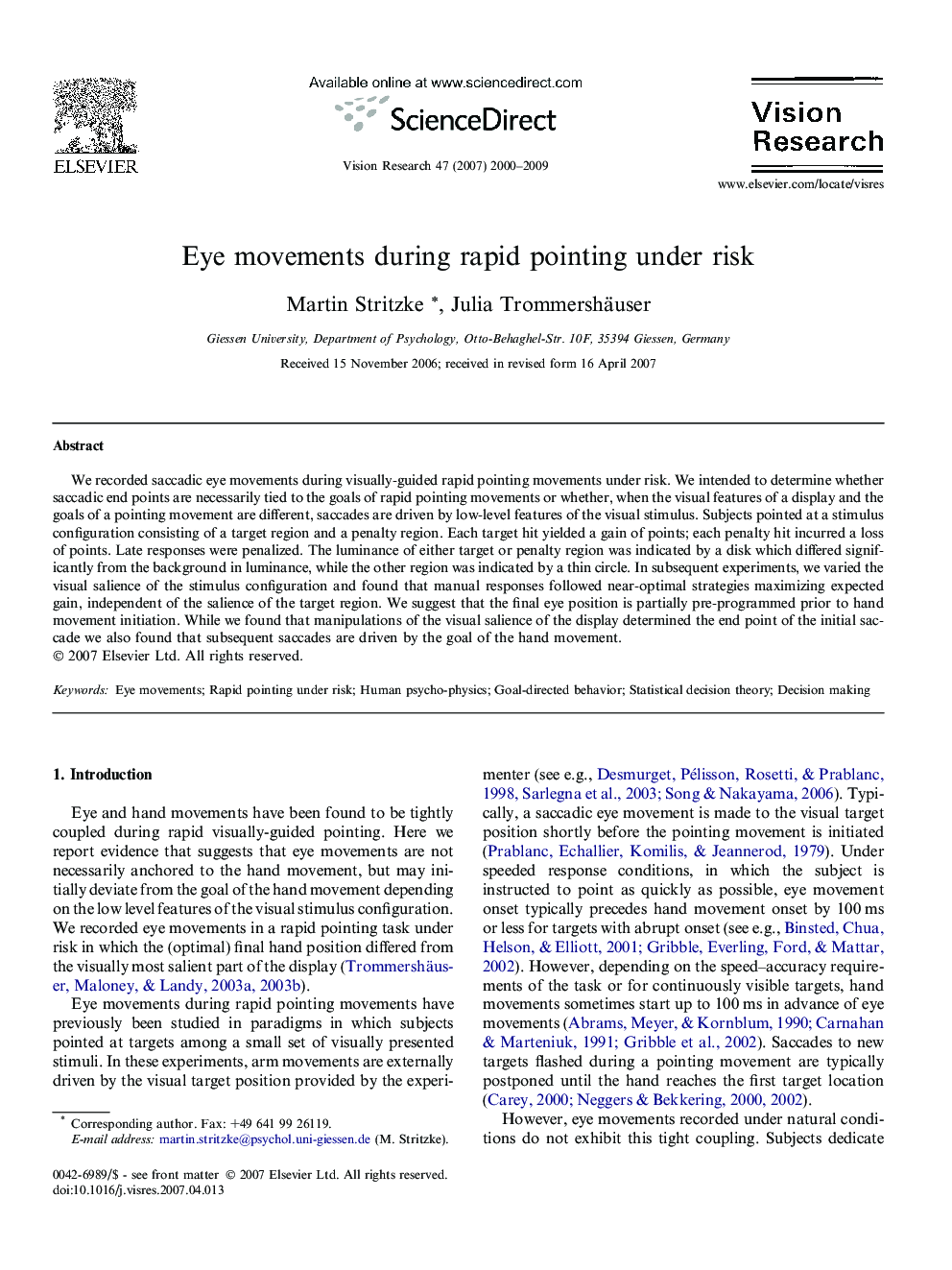 Eye movements during rapid pointing under risk