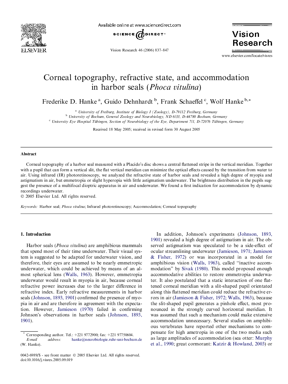 Corneal topography, refractive state, and accommodation in harbor seals (Phoca vitulina)