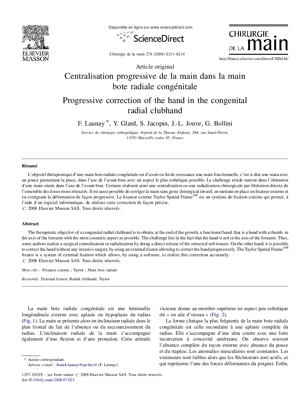 Centralisation progressive de la main dans la main bote radiale congénitale