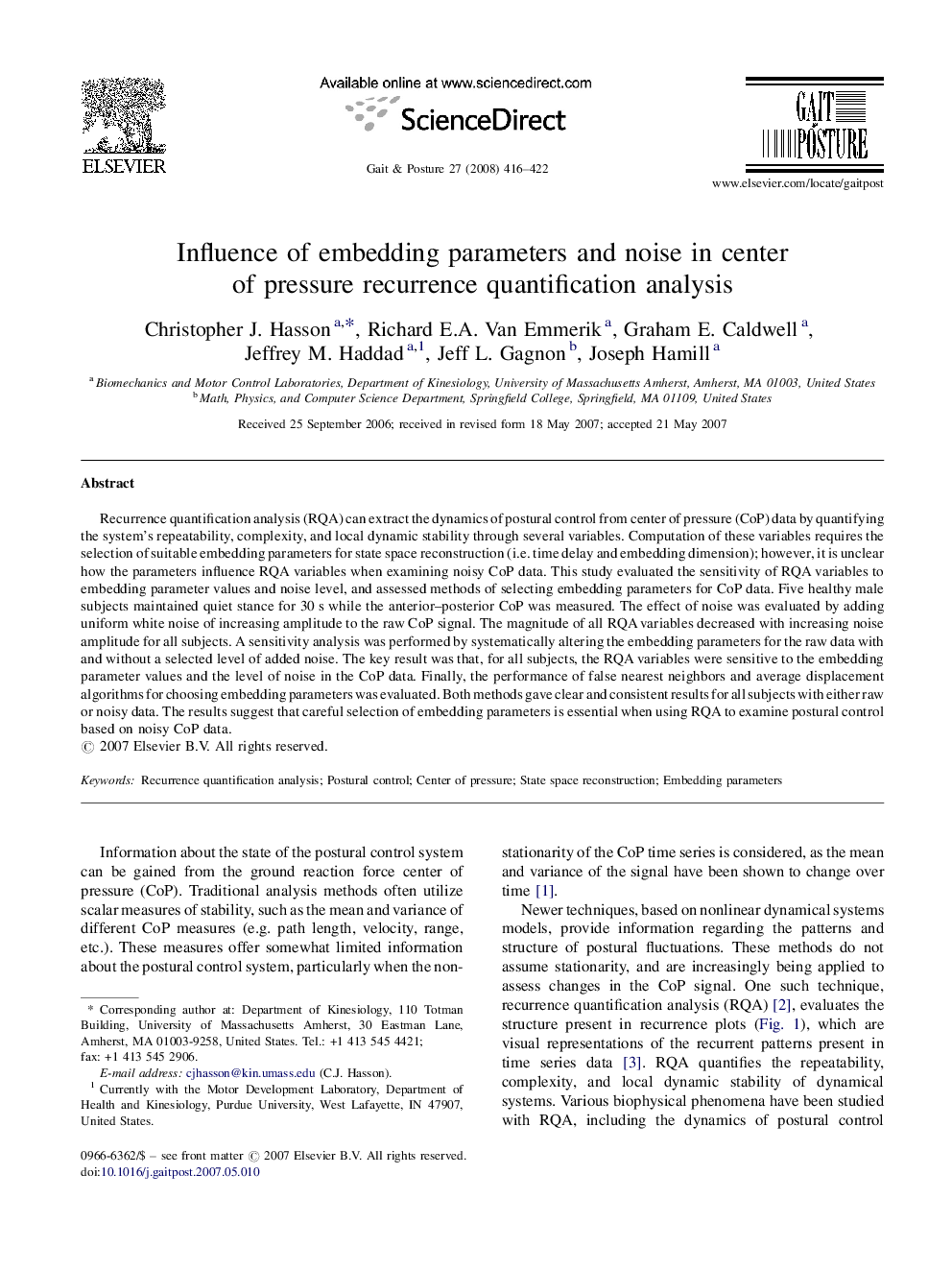 Influence of embedding parameters and noise in center of pressure recurrence quantification analysis