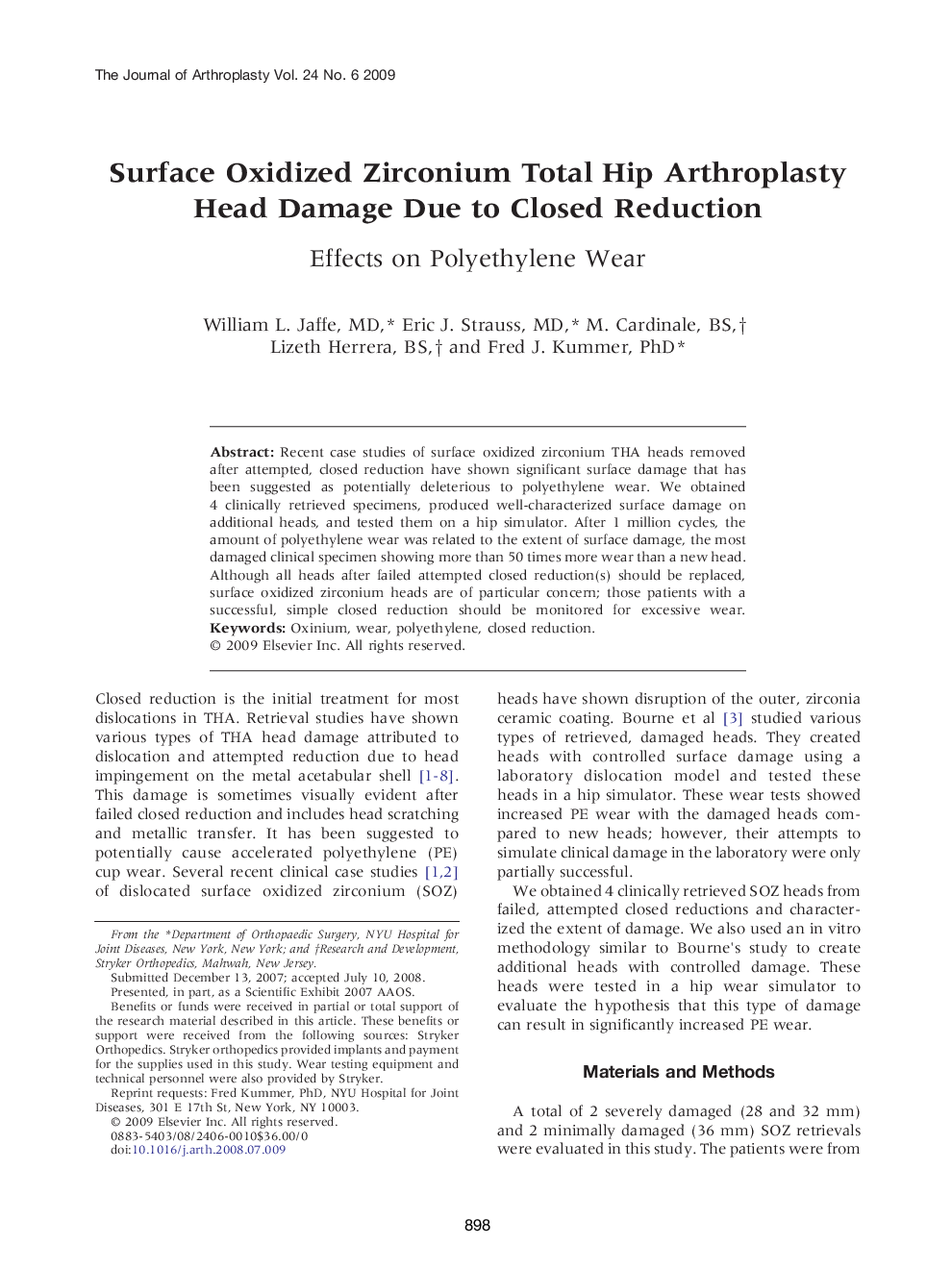 Surface Oxidized Zirconium Total Hip Arthroplasty Head Damage Due to Closed Reduction : Effects on Polyethylene Wear