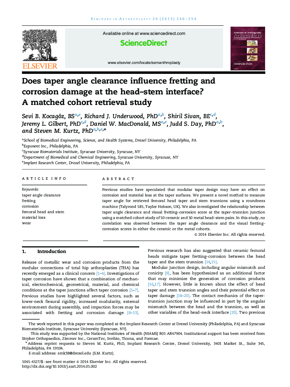 Does taper angle clearance influence fretting and corrosion damage at the head–stem interface? A matched cohort retrieval study 