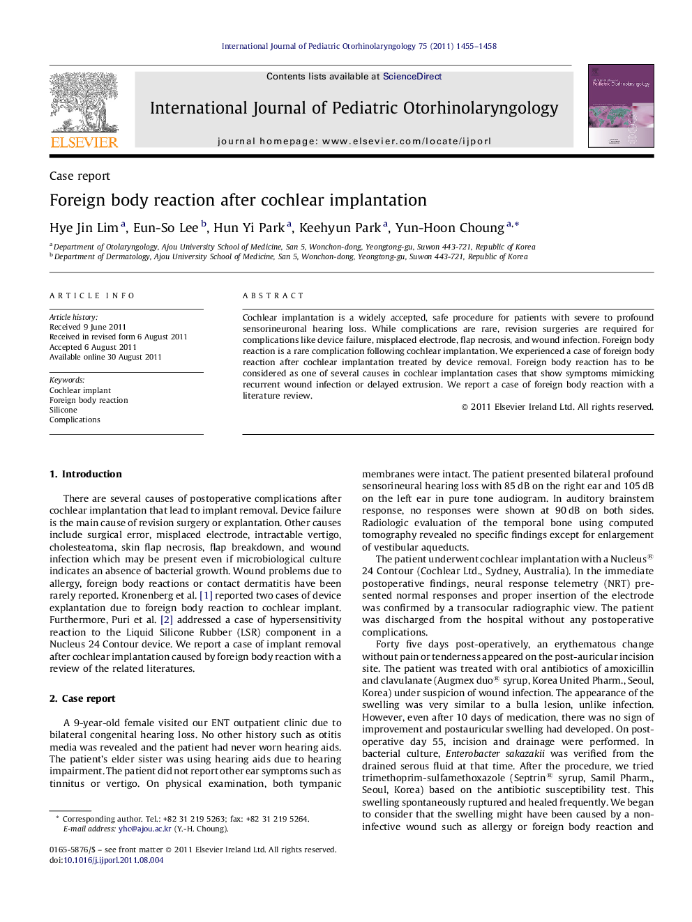 Foreign body reaction after cochlear implantation