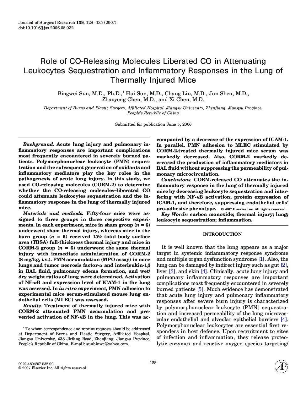 Role of CO-Releasing Molecules Liberated CO in Attenuating Leukocytes Sequestration and Inflammatory Responses in the Lung of Thermally Injured Mice